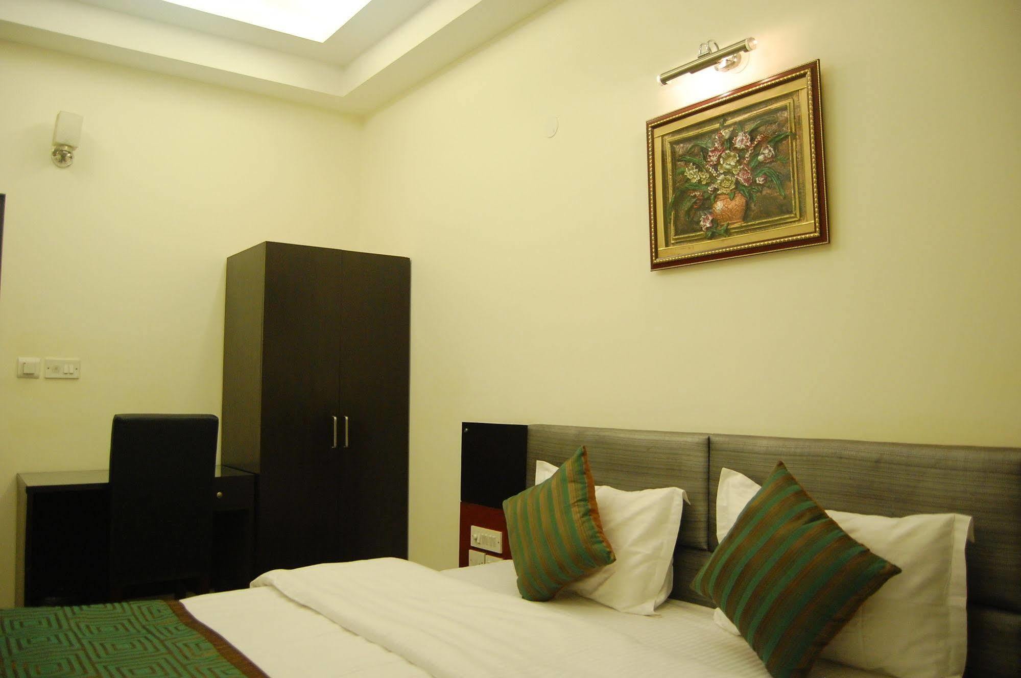 Hotel Delhi Aerocity New Delhi Room photo
